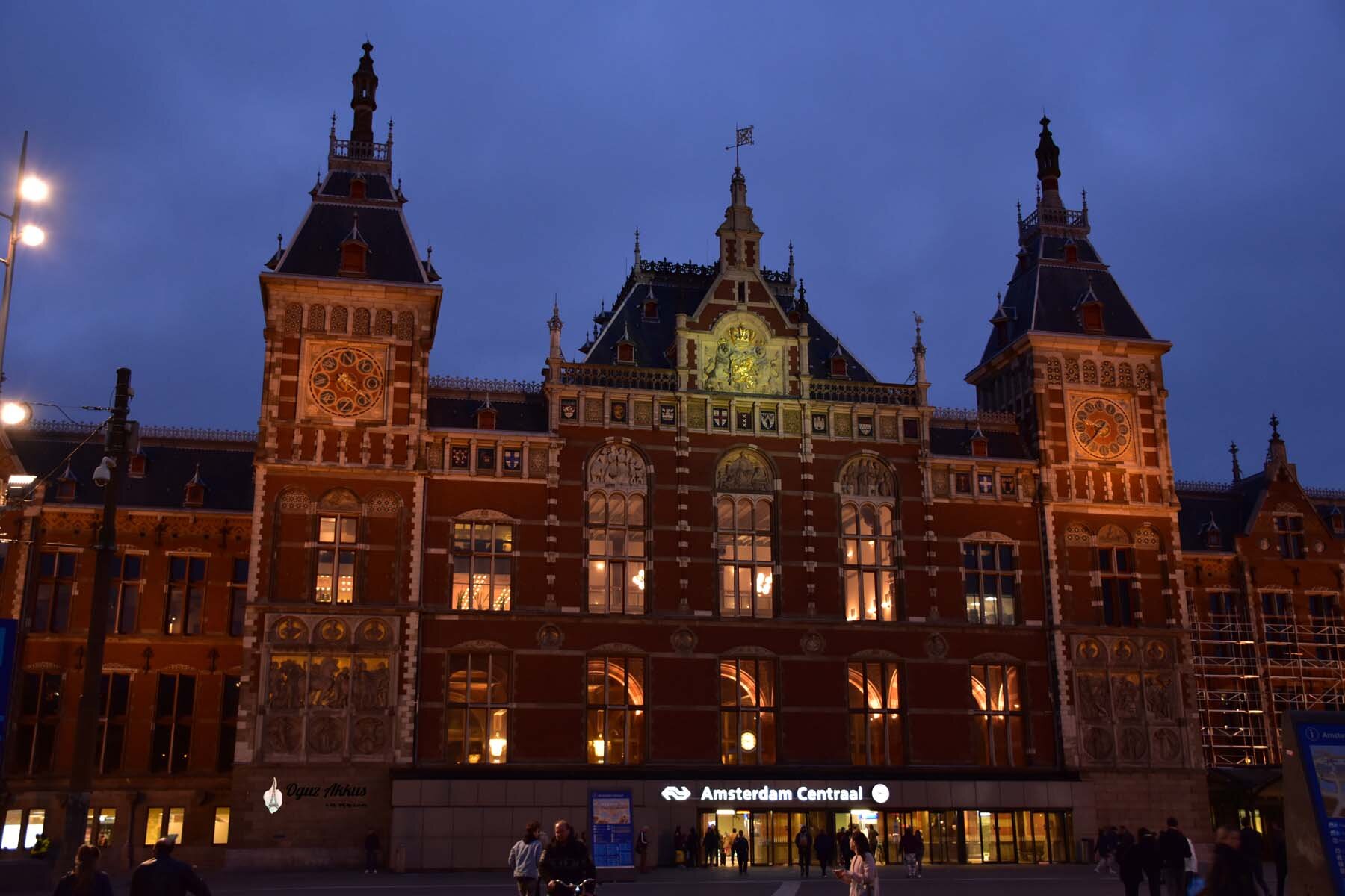 Amsterdam Gezilecek Yerler