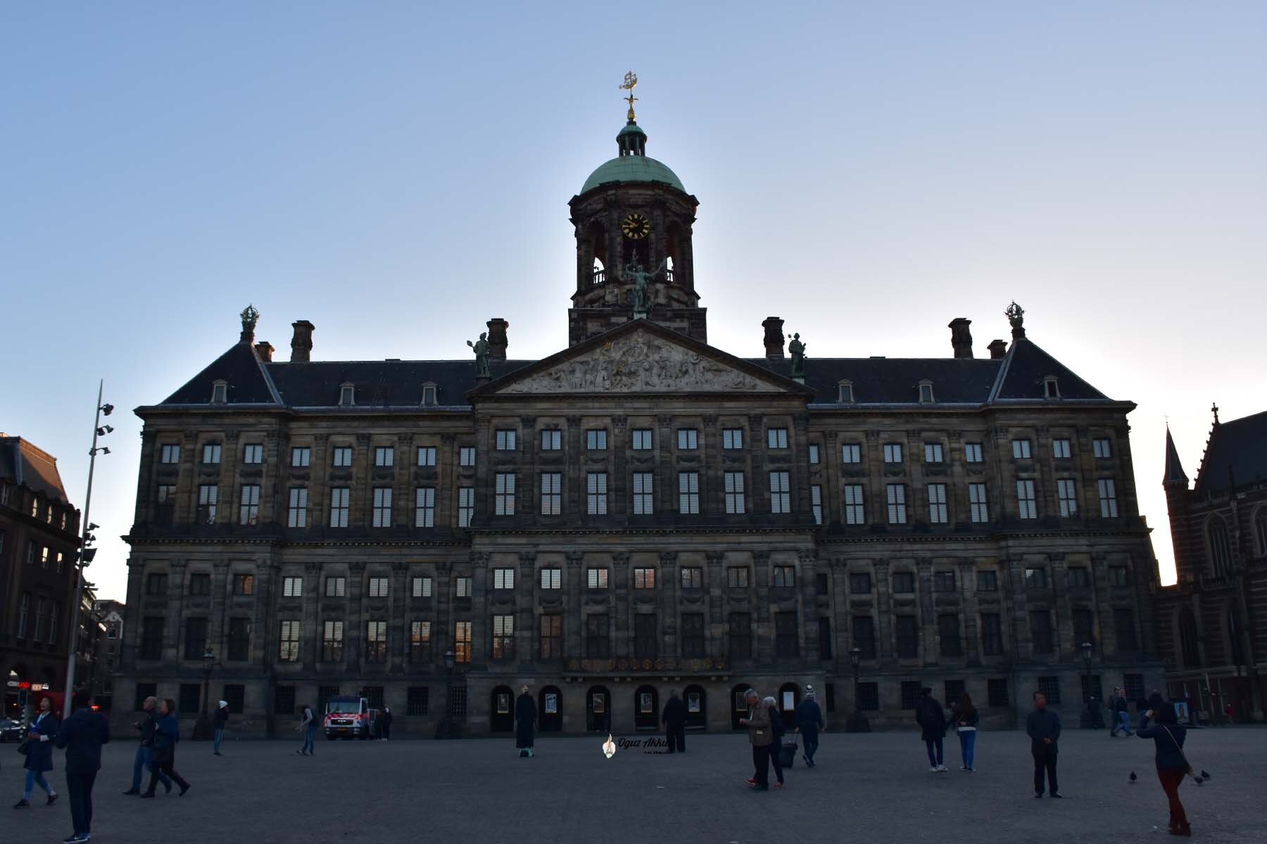 Amsterdam Gezilecek Yerler