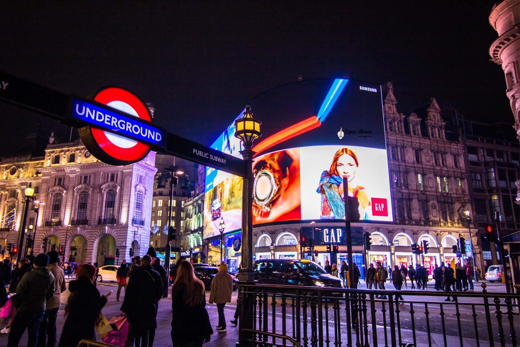 Piccadilly Circus